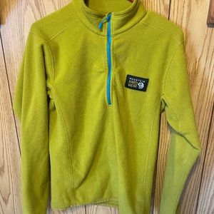 Mountain Hardware Fleece Size S Yellow Jacket